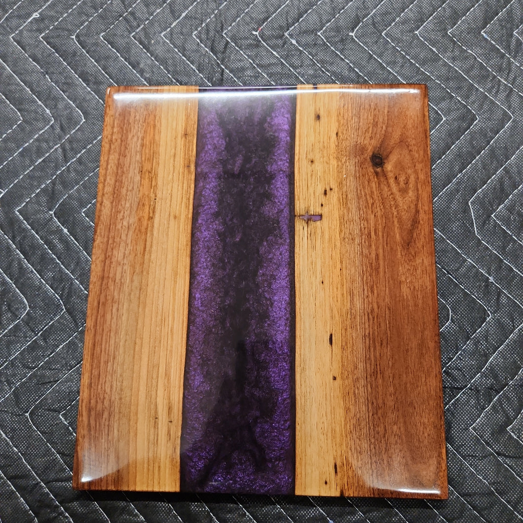 9 x 12 epoxy cutting board