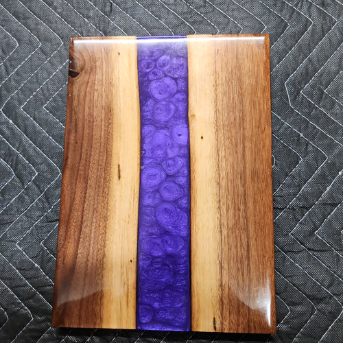 9 x 12 epoxy cutting board