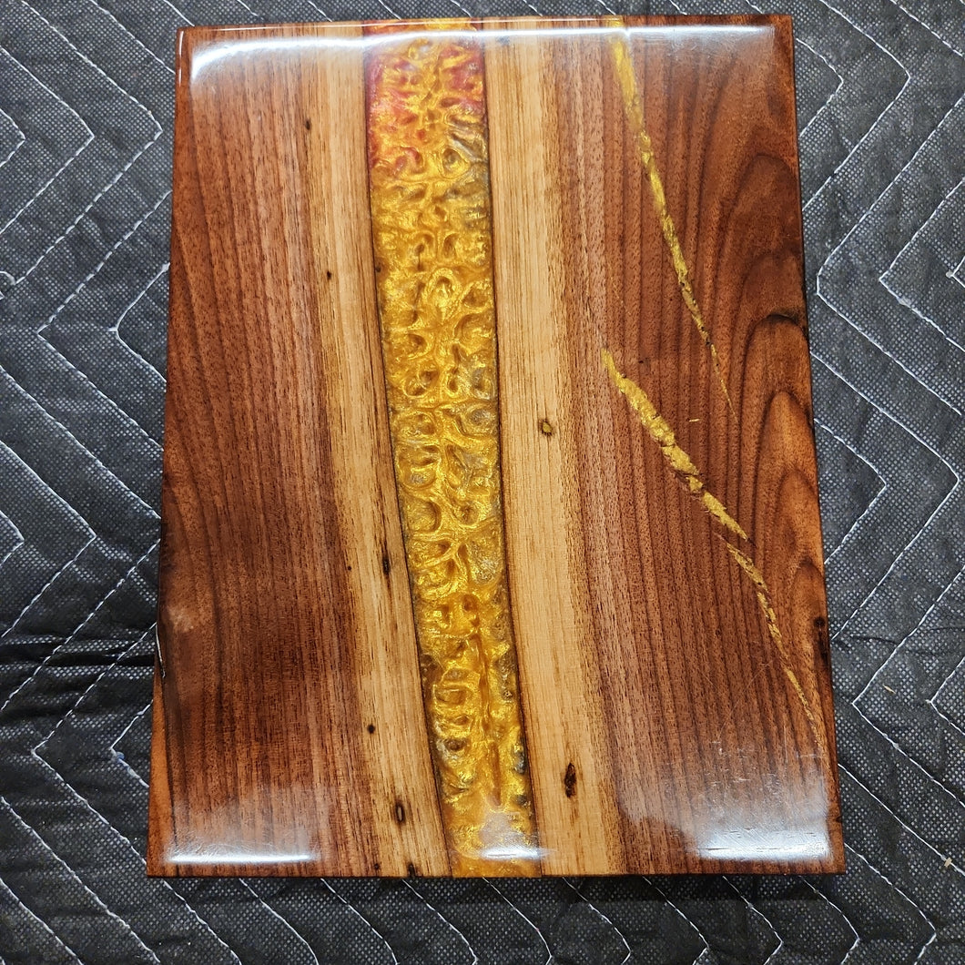 9 x 12 epoxy cutting board