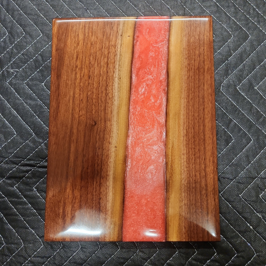 9 x 12 epoxy cutting board