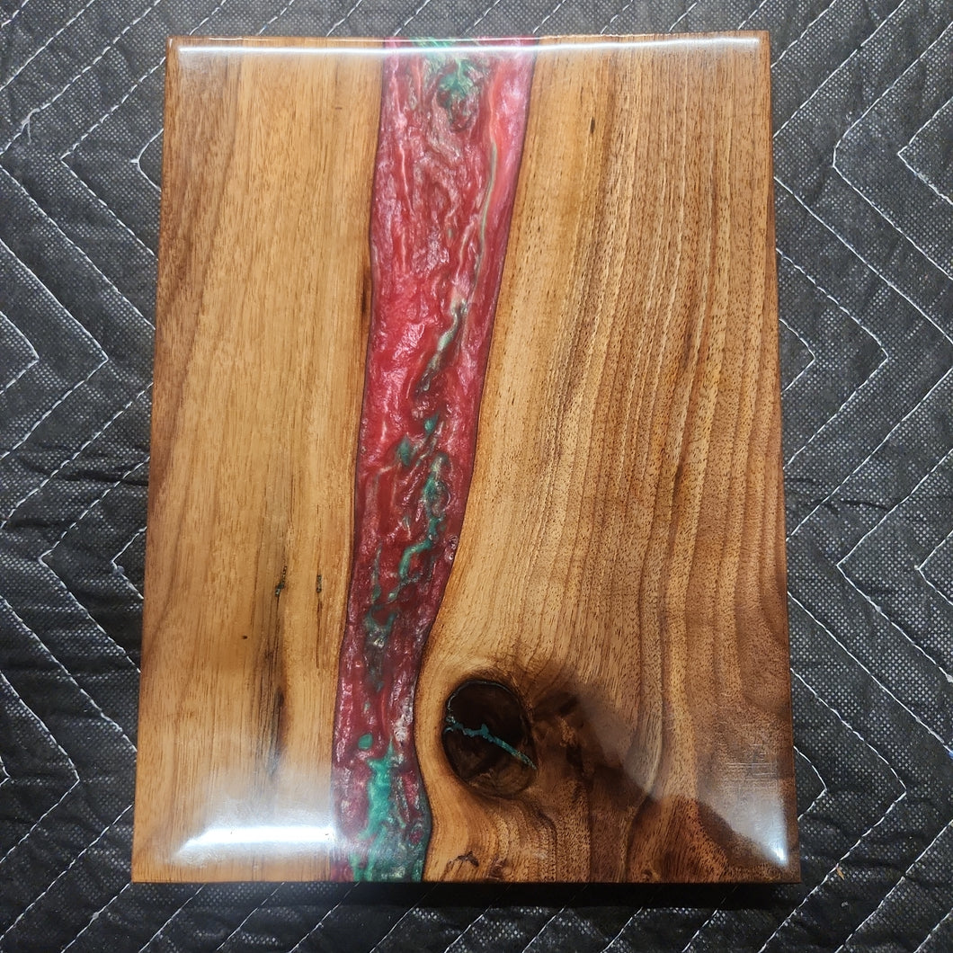 9 x 12 epoxy cutting board