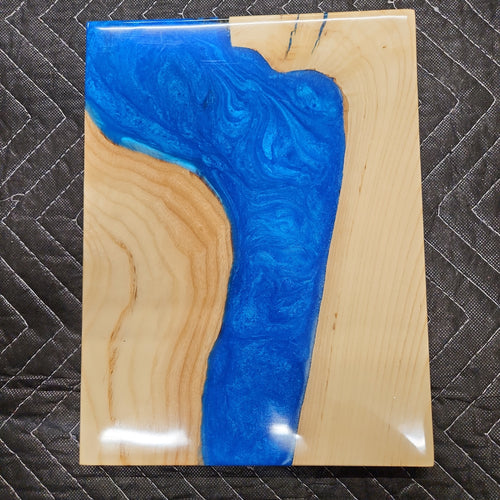 9 x 12 epoxy cutting board